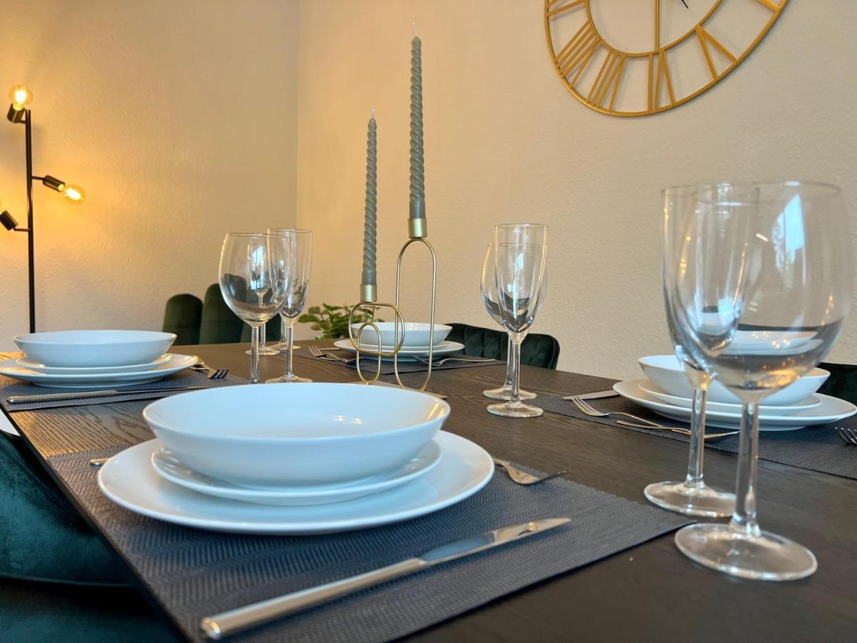 Design Apartment Mit Balkon - Kueche - Netflix Essen Exterior photo
